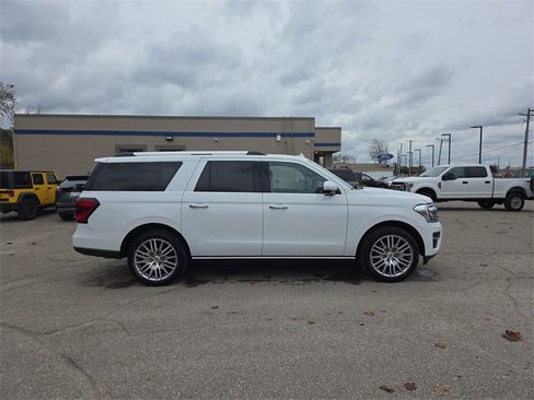 Certified 2022 Ford Expedition Max Limited image 5