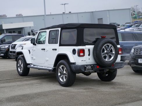 Used 2018 Jeep Wrangler Unlimited Sahara w/ Dual Top Group image 8