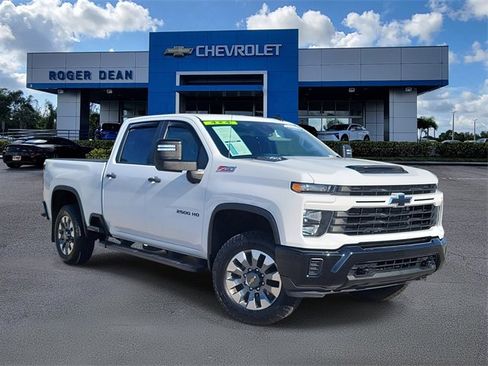 Certified 2024 Chevrolet Silverado 2500 Custom w/ Custom Value Package image 1