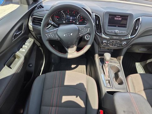 Certified 2024 Chevrolet Equinox RS FWD image 8