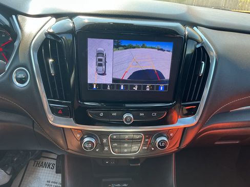 Used 2022 Chevrolet Traverse Premier w/ Redline Edition AWD/4WD image 28