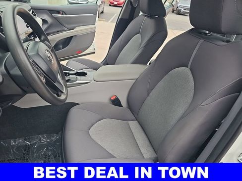 Used 2023 Toyota Camry LE FWD image 14