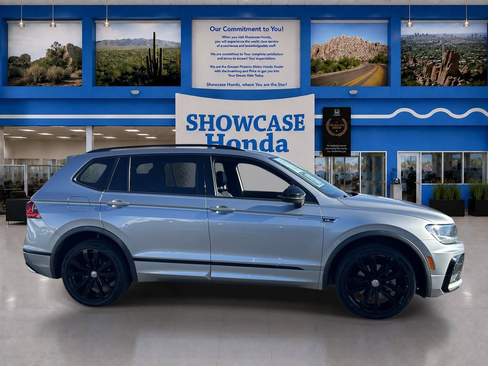 Used 2021 Volkswagen Tiguan SE R-Line w/ 3rd Row Seat Package AWD/4WD image 7