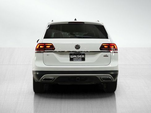 Used 2019 Volkswagen Atlas SE w/ Towing Package AWD/4WD image 4