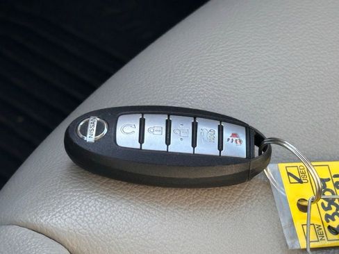 Used 2021 Nissan Altima 2.5 Platinum image 32