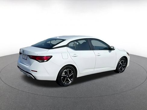 Used 2025 Nissan Sentra SV image 14