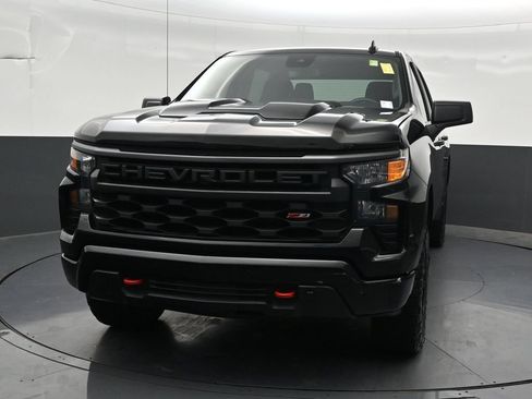 Used 2025 Chevrolet Silverado 1500 Custom Trail Boss AWD/4WD image 9