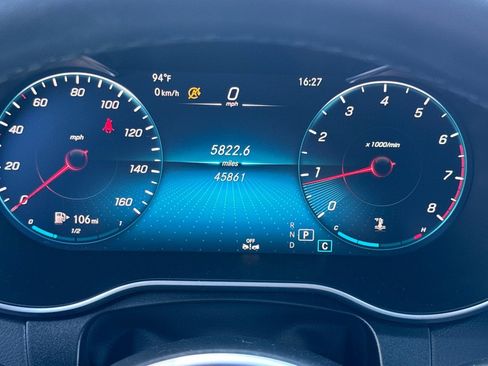 Used 2023 Mercedes-Benz GLC 300 4MATIC Coupe image 16