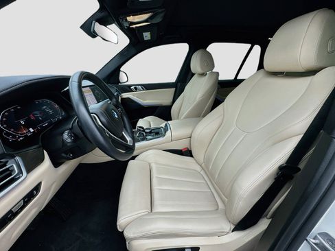 Used 2022 BMW X5 xDrive40i AWD/4WD image 13