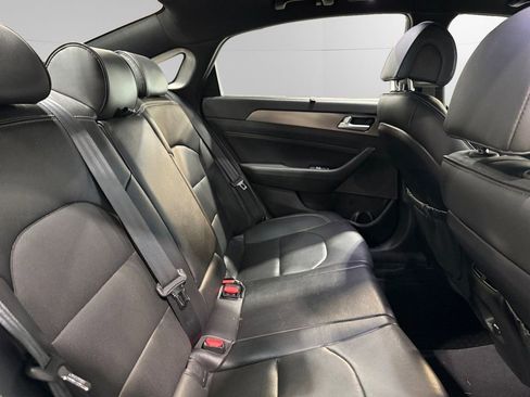 Used 2017 Hyundai Sonata Limited 2.0T image 17