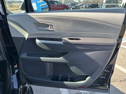 Used 2024 Toyota Sienna LE image 10