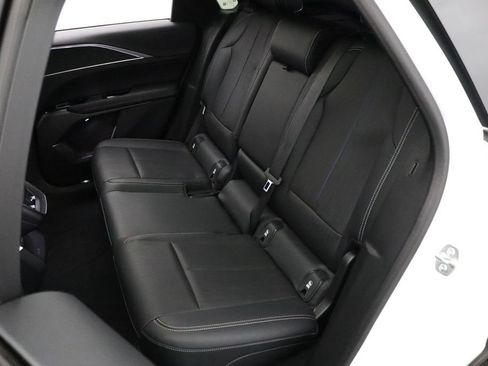 Used 2024 Cadillac Lyriq Sport AWD/4WD image 14