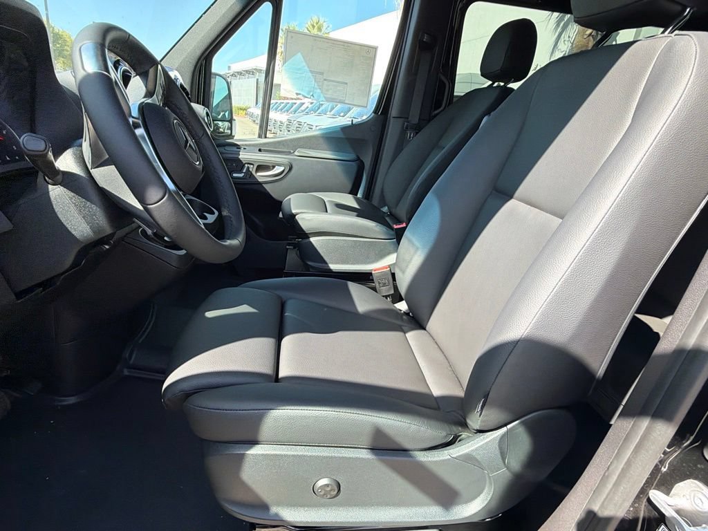 New 2026 Mercedes-Benz Sprinter 2500 image 14