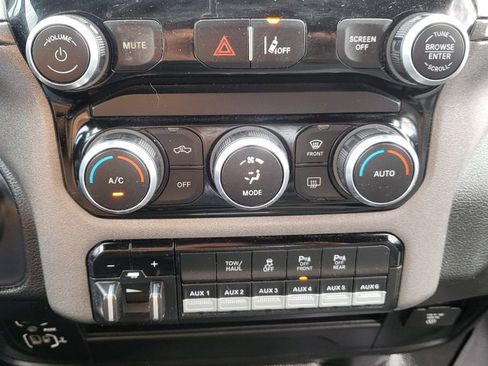 Used 2022 RAM 2500 Tradesman w/ Safety Group image 32