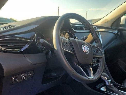 Used 2023 Buick Encore GX Essence w/ Experience Buick Package FWD image 9