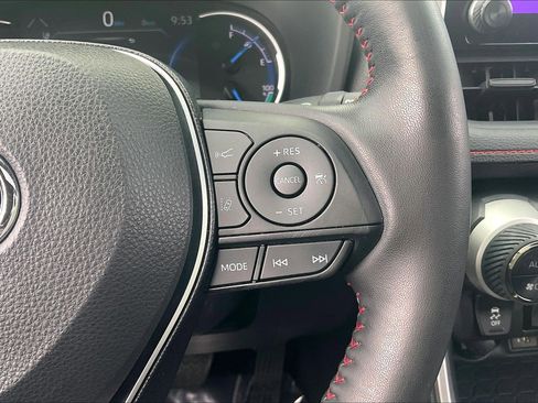 Used 2023 Toyota RAV4 SE image 24