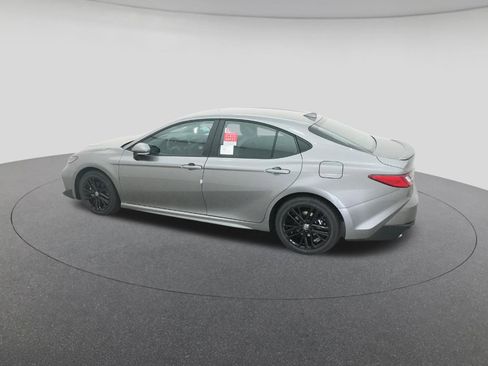 New 2026 Toyota Camry SE image 4