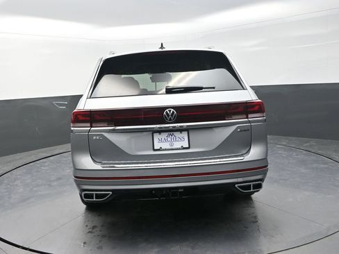 New 2026 Volkswagen Atlas SEL Premium R-Line AWD/4WD image 9