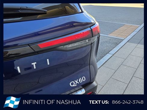 Certified 2023 INFINITI QX60 Luxe w/ Vision Package AWD/4WD image 13