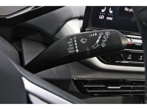 Used 2023 Volkswagen ID.4 Pro AWD/4WD image 21