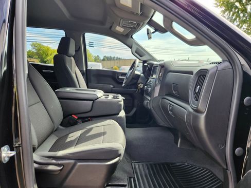 Used 2021 Chevrolet Silverado 1500 Custom image 38