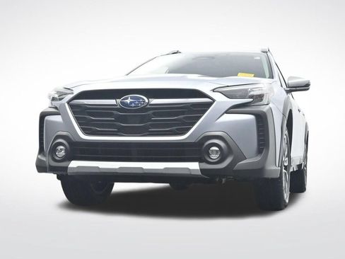 Used 2024 Subaru Outback Touring XT AWD/4WD image 30