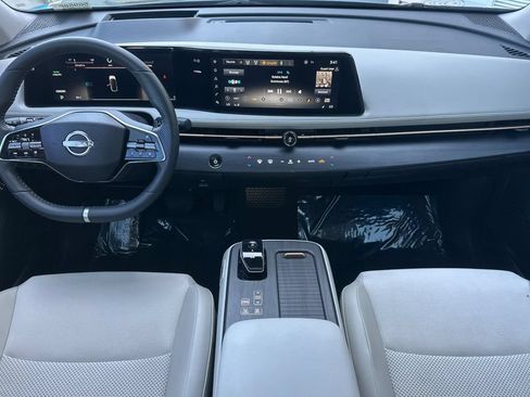 Used 2024 Nissan Ariya FWD image 12
