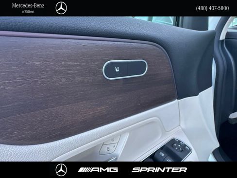 Used 2022 Mercedes-Benz GLA 250 4MATIC w/ Premium Package Lite image 14