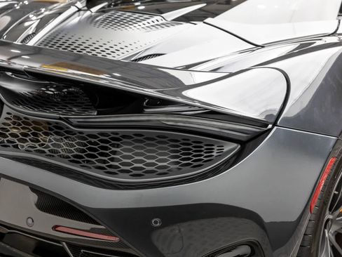 New 2026 McLaren 750S Spider RWD image 46