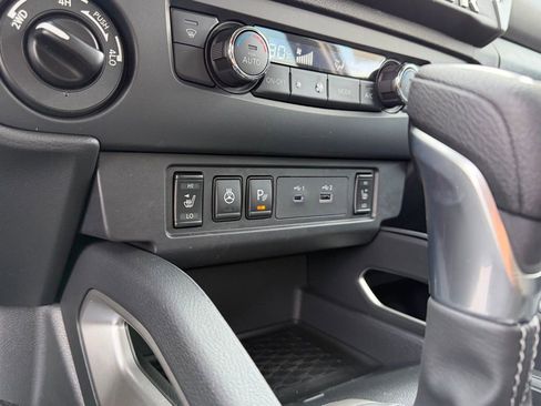 New 2026 Nissan Frontier SV image 29