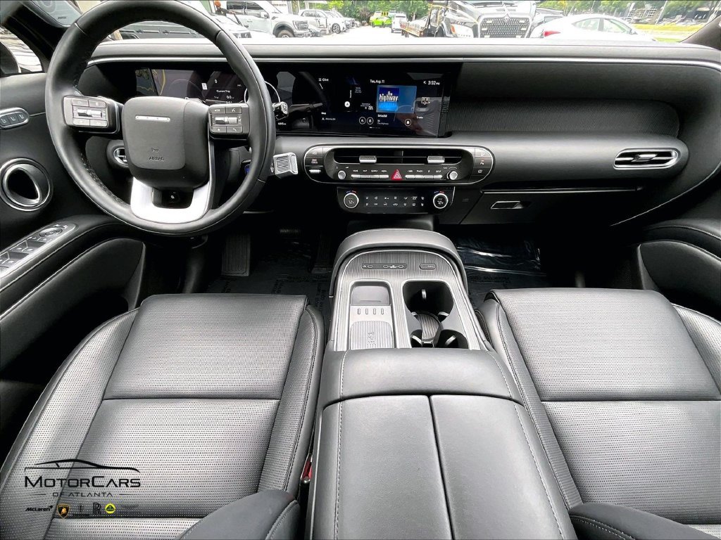 Used 2026 Hyundai Palisade Calligraphy AWD/4WD image 13