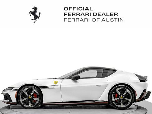 Certified 2025 Ferrari 12Cilindri image 2