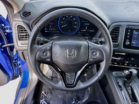 Used 2021 Honda HR-V EX-L image 11