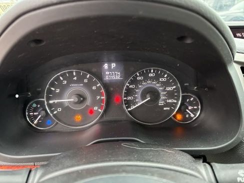 Used 2011 Subaru Outback 2.5i Limited w/ PWR Moonroof Pkg image 15