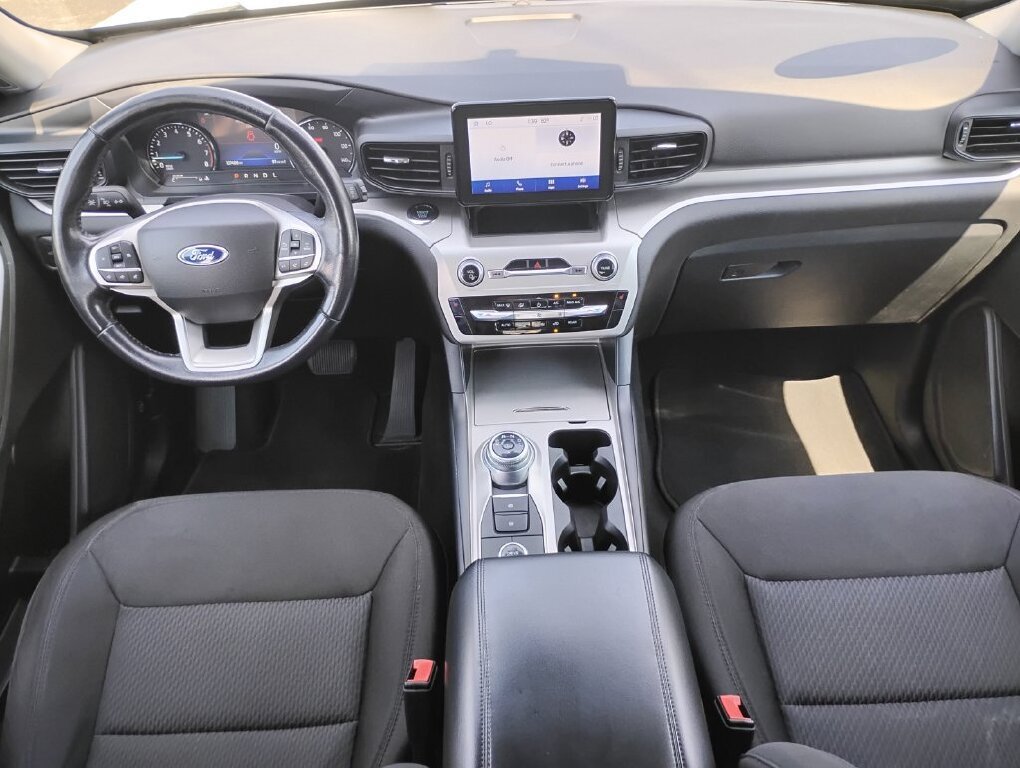 Used 2022 Ford Explorer XLT AWD/4WD image 10