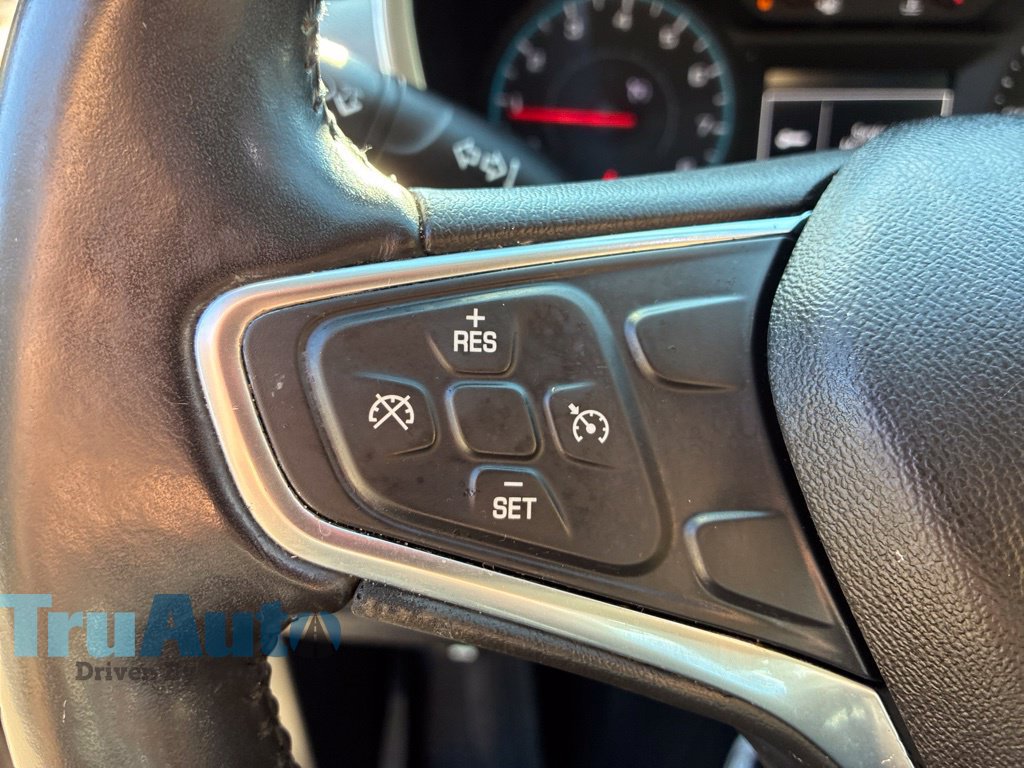 Used 2018 Chevrolet Equinox LT FWD image 29