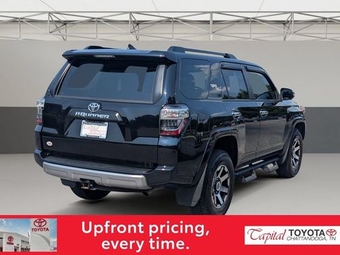 Used 2023 Toyota 4Runner TRD Off-Road Premium w/ Moonroof Package AWD/4WD image 7