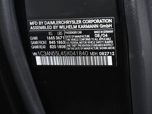 Used 2005 Chrysler Crossfire Convertible image 29