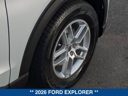 New 2026 Ford Explorer Active image 13