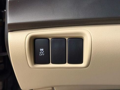 Used 2012 Acura TL FWD image 33