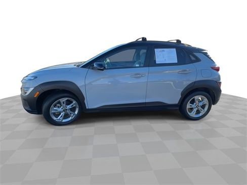 Used 2023 Hyundai Kona SEL image 5