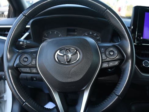 Certified 2025 Toyota Corolla SE image 12