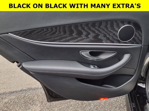 Used 2022 Mercedes-Benz E 350 4MATIC Sedan image 9