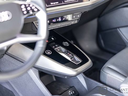 Used 2024 Audi Q4 e-tron Premium Plus w/ Premium Plus image 22