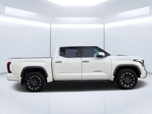 Used 2024 Toyota Tundra Limited AWD/4WD image 2