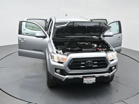 Used 2022 Toyota Tacoma SR5 image 31