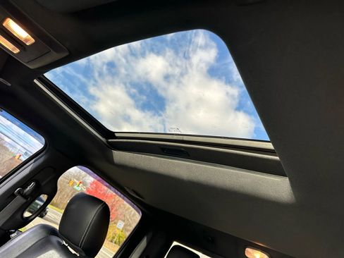 Used 2018 RAM 1500 Rebel w/ Luxury Group image 30