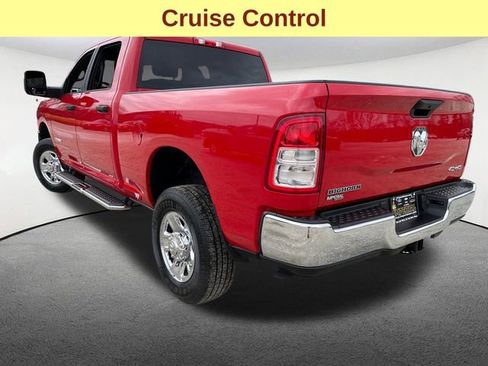 Used 2024 RAM 2500 Big Horn w/ Bed Utility Group image 9