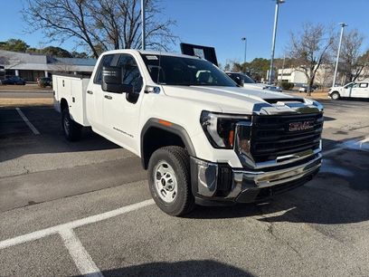 New 2025 GMC Sierra 2500 Pro w/ Convenience Package