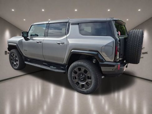New 2026 GMC Hummer EV 3X w/ Carbon Fiber Edition Package AWD/4WD image 8